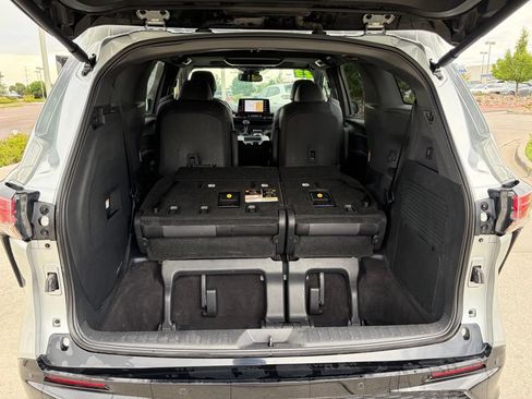 Used 2023 Toyota Sienna XSE w/ XSE Plus Package AWD/4WD image 16