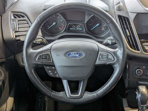 Used 2019 Ford Escape Titanium image 23