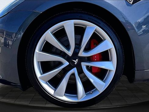Used 2018 Tesla Model 3 Performance AWD/4WD image 9