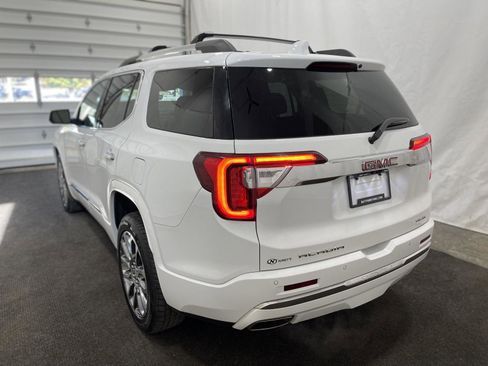 Used 2023 GMC Acadia Denali w/ Denali Technology Package image 18