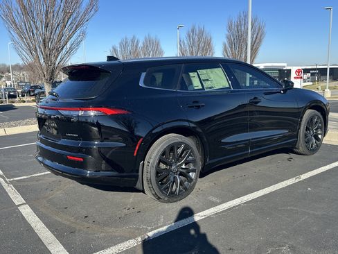 New 2025 Toyota Crown Signia image 6