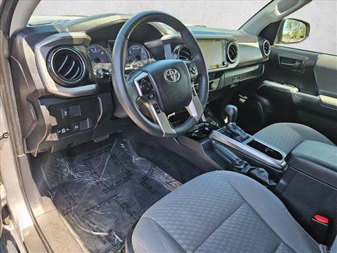 Used 2021 Toyota Tacoma SR5 RWD image 10