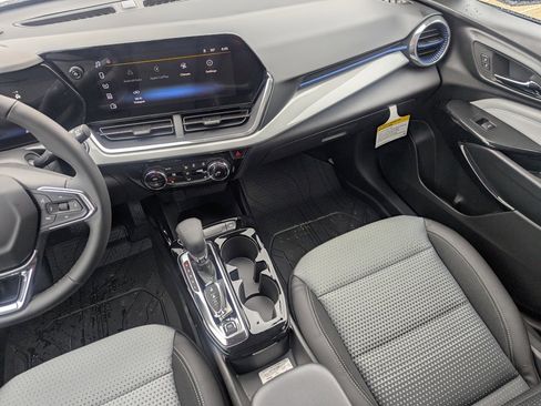 New 2026 Chevrolet Trax LT image 18