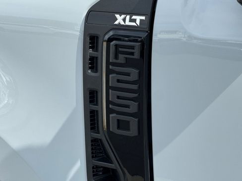New 2026 Ford F250 XLT AWD/4WD image 25