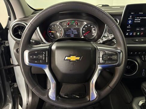 Used 2025 Chevrolet Blazer LT FWD image 22