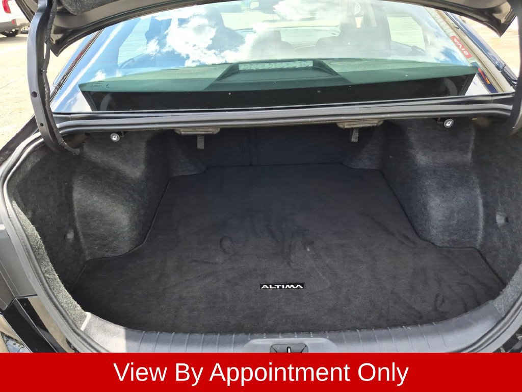 Used 2025 Nissan Altima 2.5 SV FWD image 27