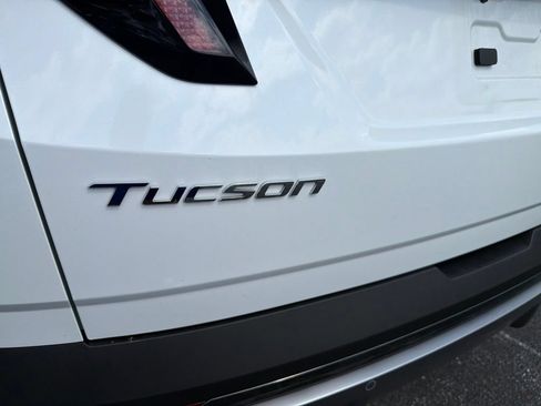 Used 2024 Hyundai Tucson Limited AWD/4WD image 10