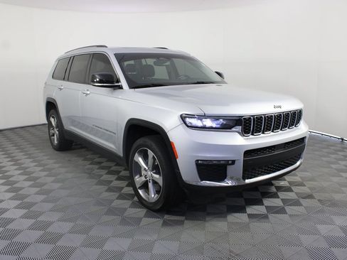 Used 2021 Jeep Grand Cherokee L Limited w/ Trailer Tow Package AWD/4WD image 30