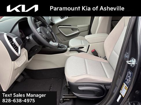 New 2025 Kia Soul LX image 15