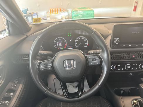 Used 2024 Honda HR-V Sport image 10