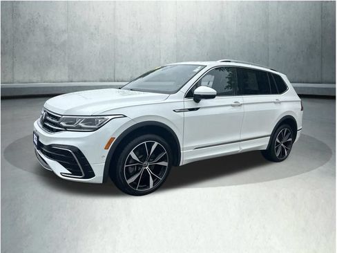 Used 2023 Volkswagen Tiguan SEL R-Line AWD/4WD image 1