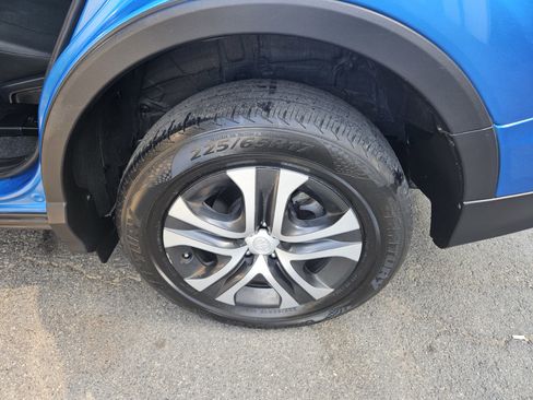 Used 2017 Toyota RAV4 LE image 30