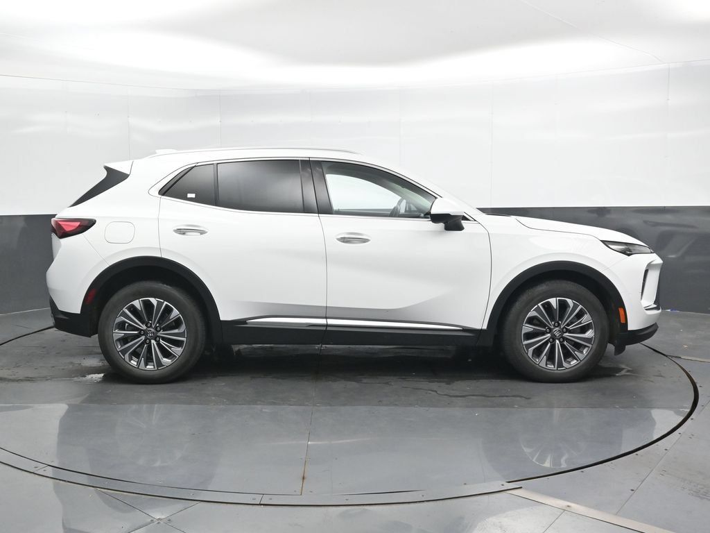 Used 2024 Buick Envision Preferred AWD/4WD image 4