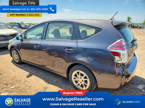 Used 2017 Toyota Prius V Two FWD image 3