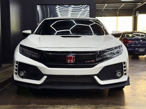 Used 2019 Honda Civic Type R image 2