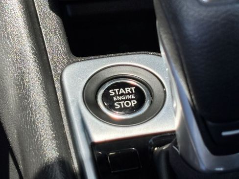 Used 2025 Nissan Sentra SV FWD image 22