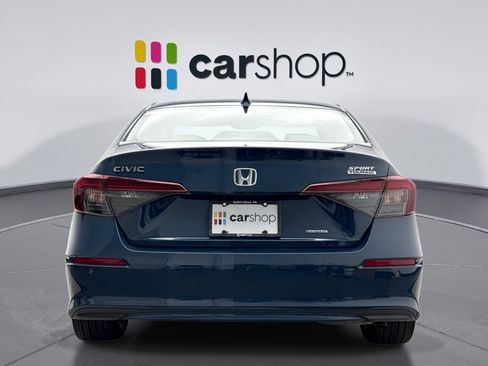 Used 2025 Honda Civic Sport Touring image 4