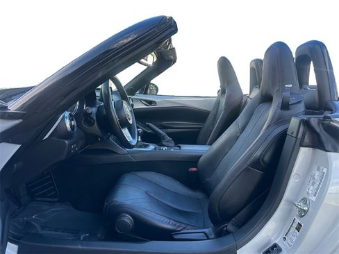 Used 2016 MAZDA MX-5 Miata Grand Touring image 10