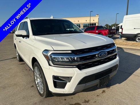 Used 2023 Ford Expedition Max Limited RWD image 3