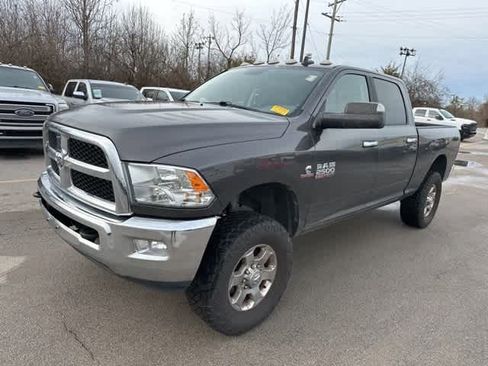 Used 2018 RAM 2500 SLT w/ Snow Chief Group image 2