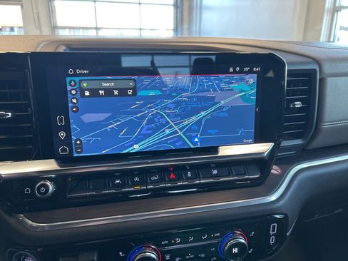 Used 2025 GMC Sierra 1500 SLT image 25