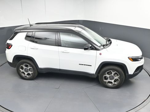 Used 2022 Jeep Compass Trailhawk w/ Trailhawk Elite Group image 32