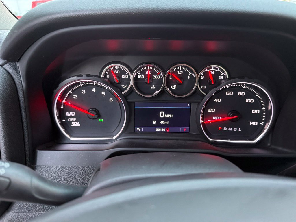 Used 2022 Chevrolet Silverado 1500 Custom w/ Safety Confidence Package RWD image 2