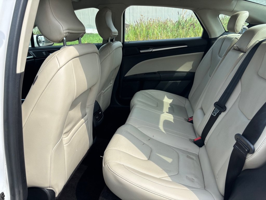 Used 2017 Ford Fusion Titanium AWD/4WD image 11