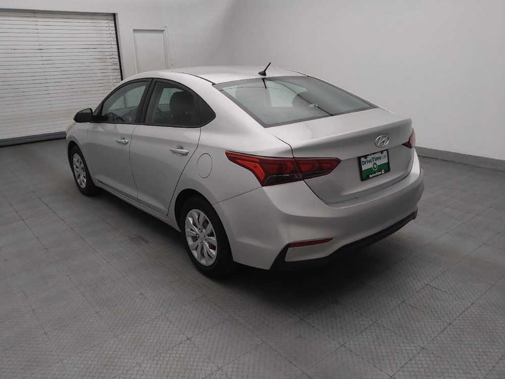 Used 2021 Hyundai Accent SE FWD image 5