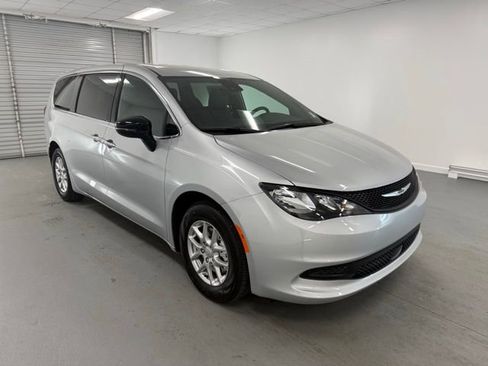 New 2026 Chrysler Voyager LX image 3