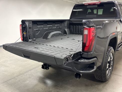 New 2026 GMC Sierra 2500 Denali w/ Max Trailering Package image 18