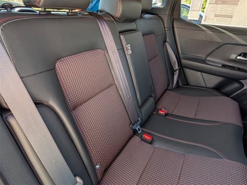 New 2026 Nissan Kicks SR w/ Cold Weather Package image 23