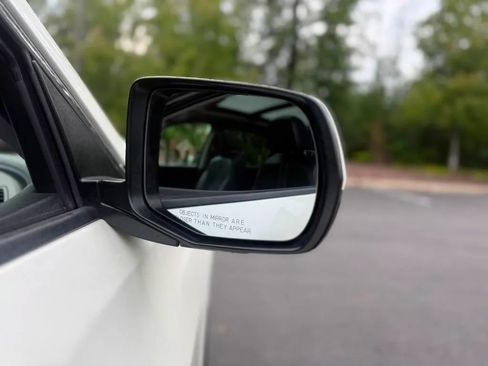 Used 2019 Acura RDX w/ Technology Package AWD/4WD image 10