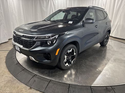 Certified 2025 Kia Seltos S image 30