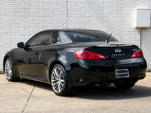 Used 2012 INFINITI G37 Convertible w/ Premium Pkg RWD image 9