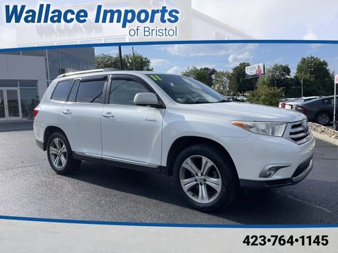 Used 2011 Toyota Highlander Limited w/ Tow Pkg FWD image 1