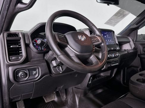 Used 2022 RAM 5500 Tradesman w/ Chrome Appearance Group AWD/4WD image 9