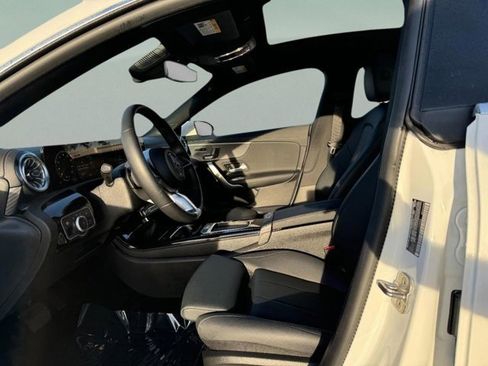 Certified 2025 Mercedes-Benz CLA 250 4MATIC image 27