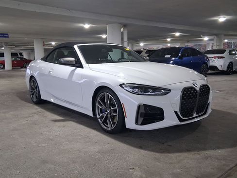Used 2021 BMW M440i Convertible w/ Premium Package image 5