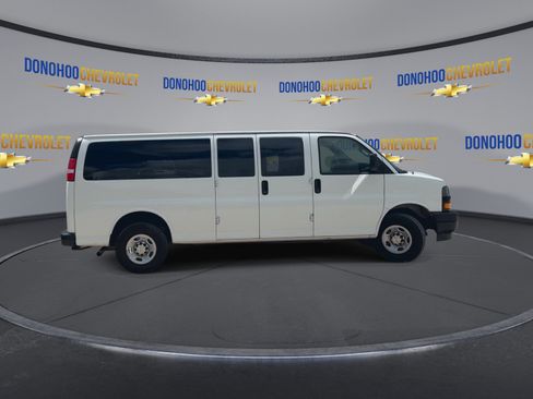 Used 2024 Chevrolet Express 3500 LS RWD image 12