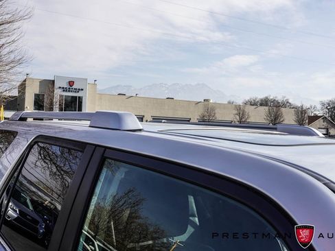 Used 2023 Toyota 4Runner Limited image 16