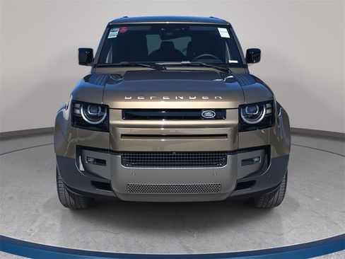 New 2026 Land Rover Defender 110 S image 2