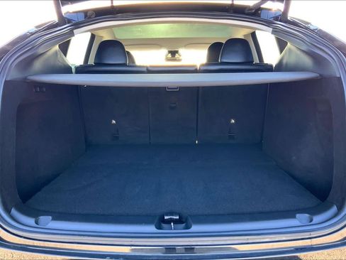 Used 2023 Tesla Model Y Long Range image 30