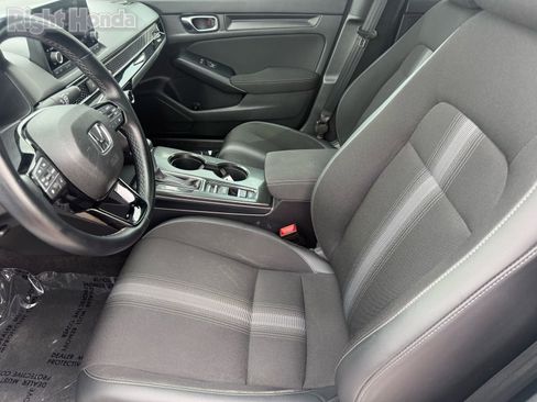 Used 2024 Honda Civic Sport image 13