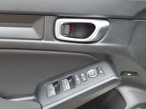Used 2024 Honda Civic Sport image 13