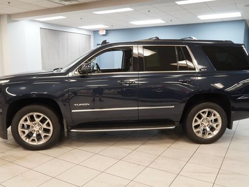 Used 2017 GMC Yukon SLT w/ Open Road Package AWD/4WD image 2