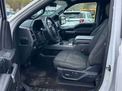Used 2018 Ford F150 XLT w/ Equipment Group 302A Luxury AWD/4WD image 8