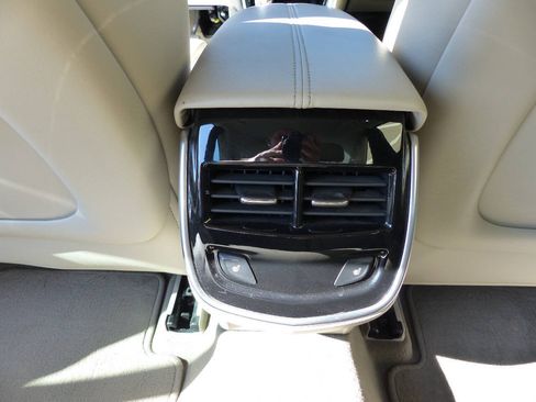 Used 2017 Cadillac XTS Luxury FWD image 37