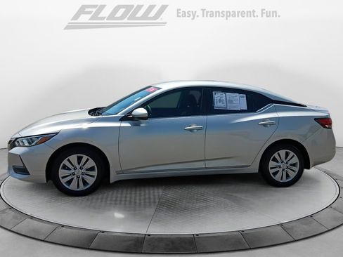 Used 2023 Nissan Sentra S image 4