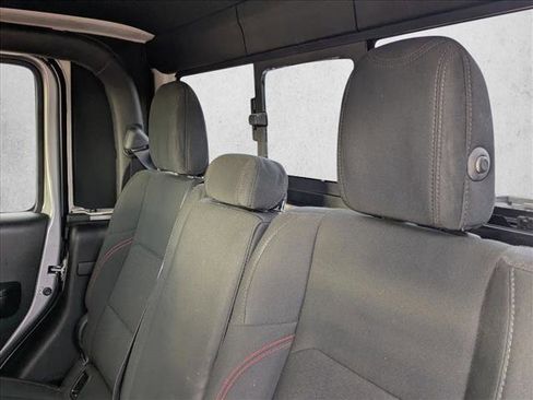 Used 2021 Jeep Gladiator Rubicon w/ LED Lighting Group image 12